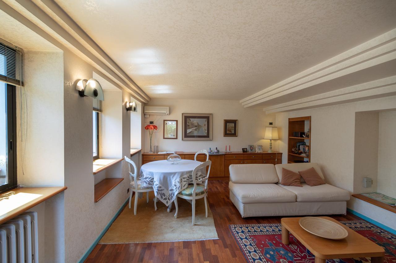 Attico Di Charme Bed & Breakfast Verona Exterior photo
