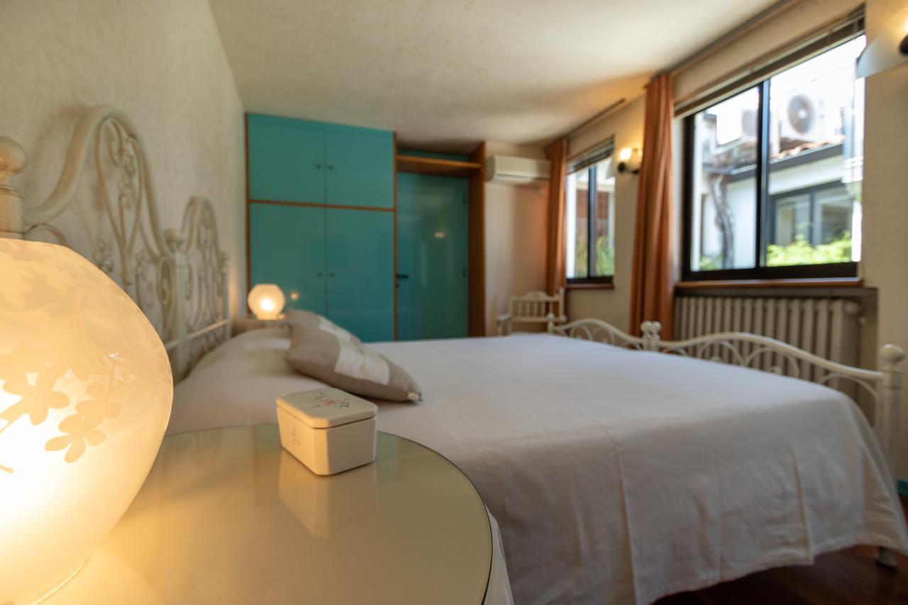 Attico Di Charme Bed & Breakfast Verona Exterior photo
