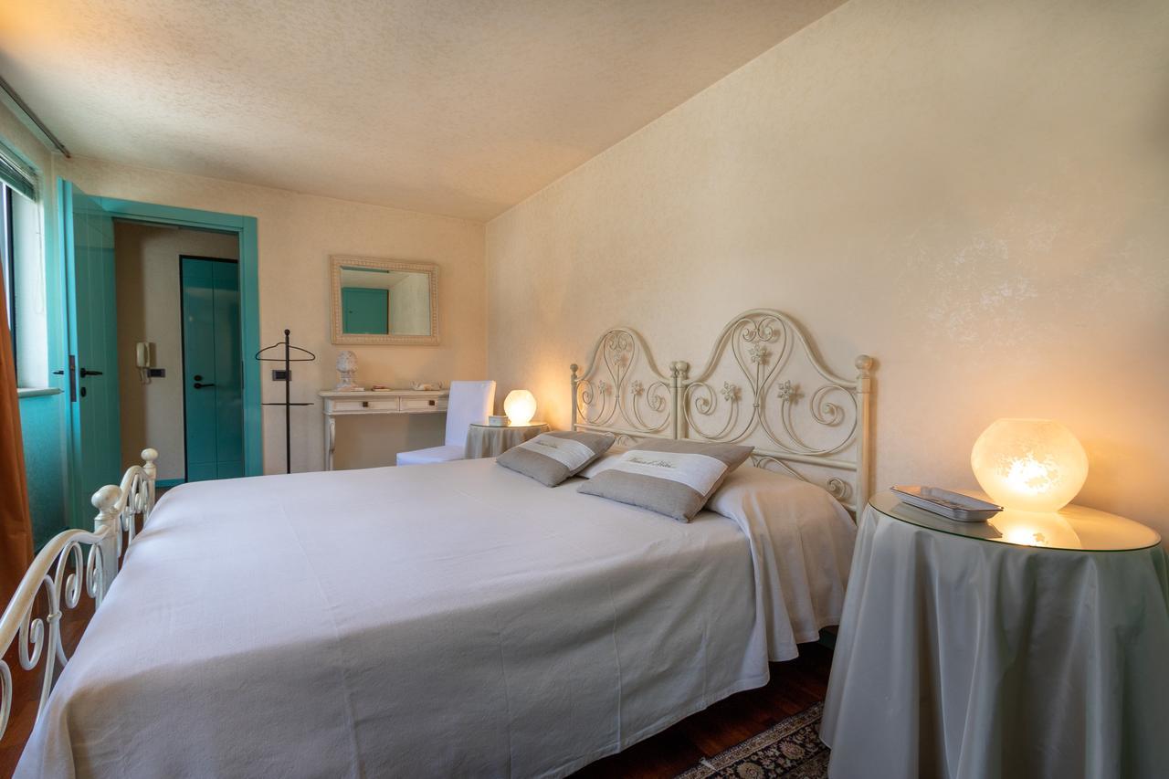 Attico Di Charme Bed & Breakfast Verona Exterior photo