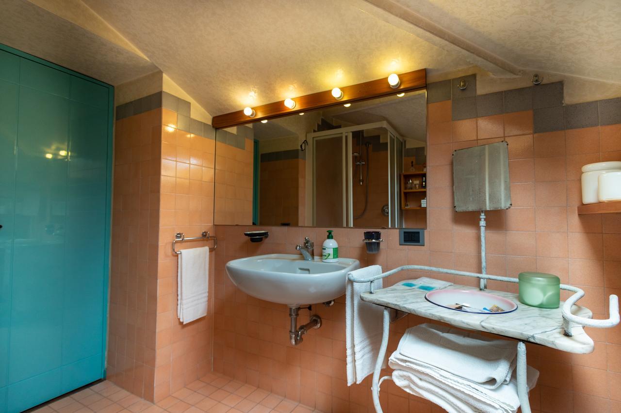 Attico Di Charme Bed & Breakfast Verona Exterior photo